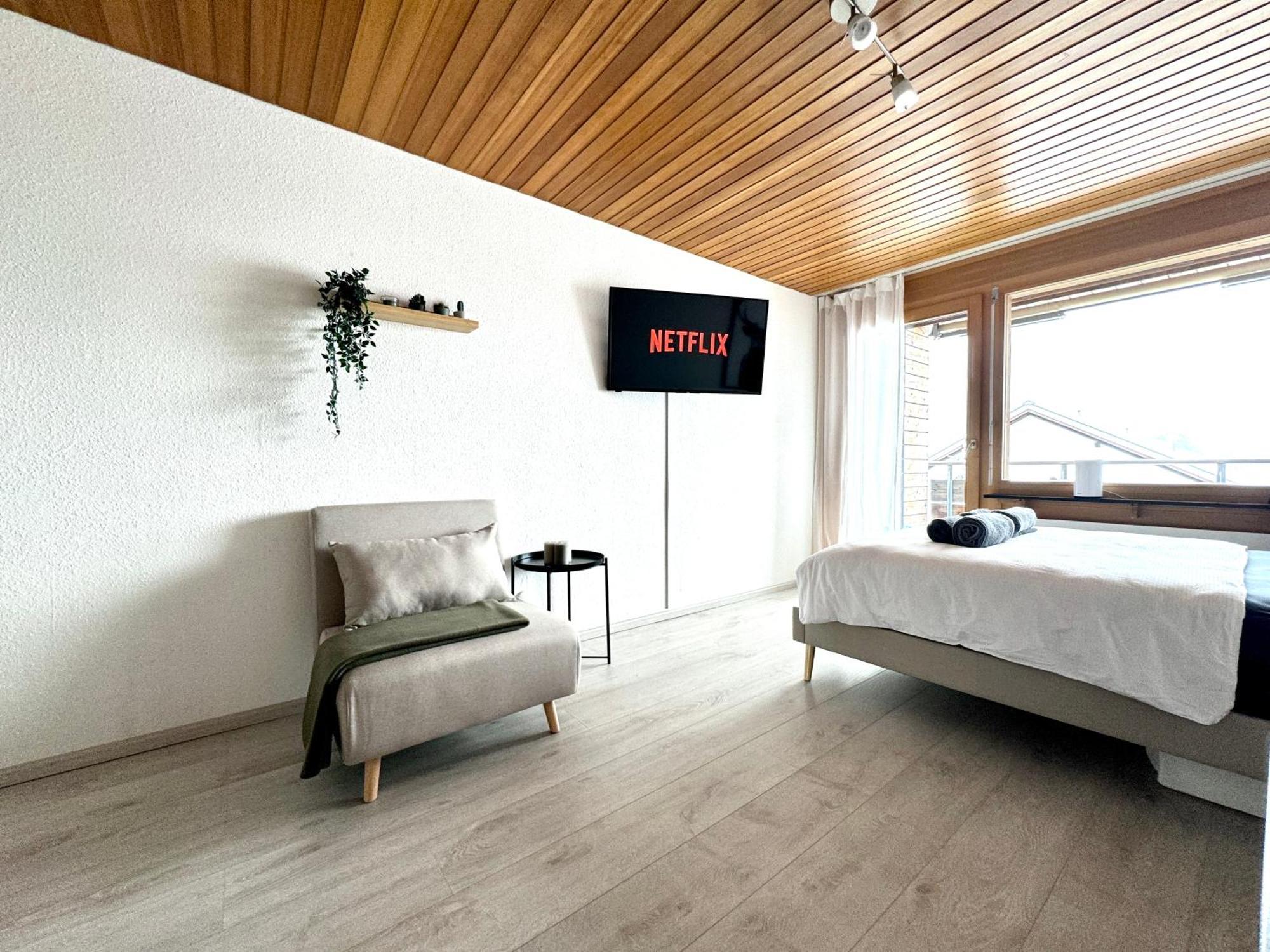 Studio Mit See- Und Bergblick 莱克斯 外观 照片