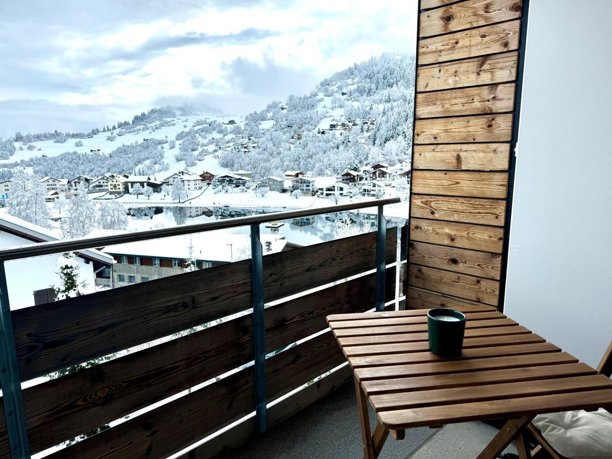 Studio Mit See- Und Bergblick 莱克斯 外观 照片